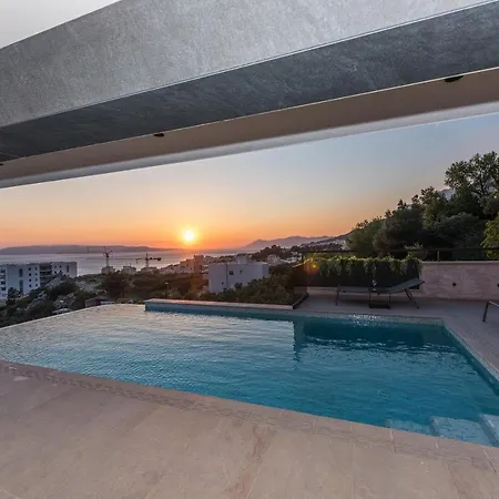 Vila Aurelia 1 * Makarska