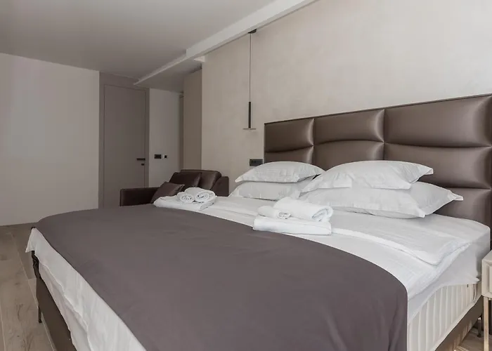 فيلة Aurelia 1 ماكارسكا